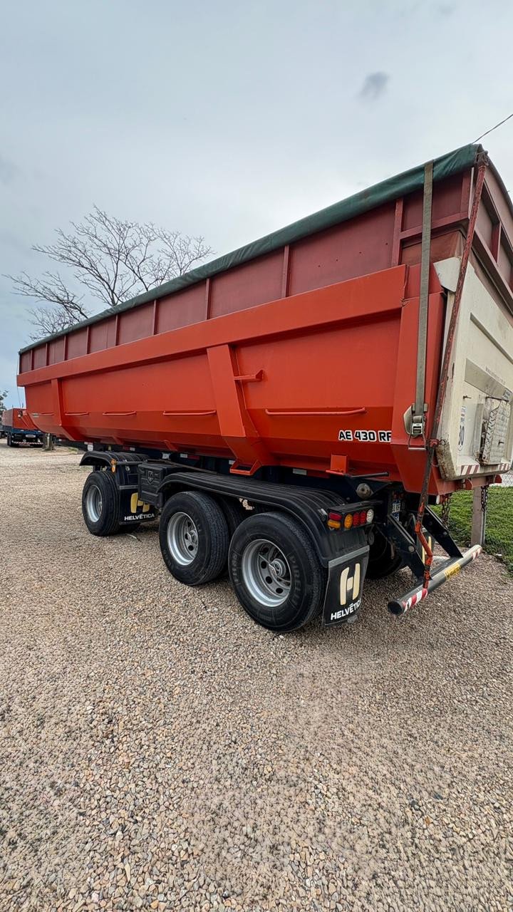 Batea Helvética 2+1 – 42m³, Con Alargues y Destape Rápido, Excelente Estado