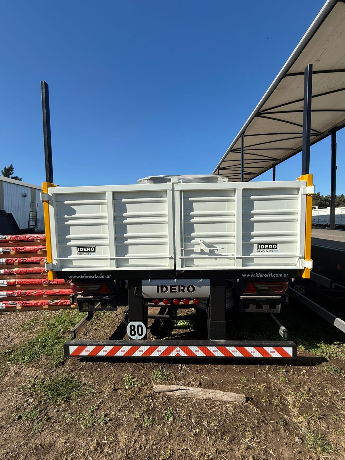 
								Semirremolque Idero 2025 0km – 15,50m, 3 Ejes, Barandas Volcables full									